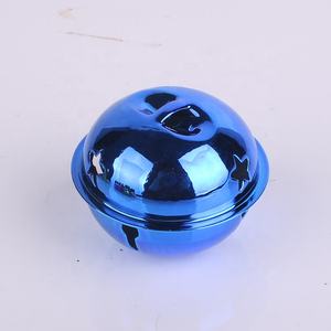 40mm बहुरंगी DIY धातु गीत घंटियाँ क्रिसमस महोत्सव पार्टी सजावट गहने कुत्ते बिल्ली के लिए चमकदार घंटी घंटी - Product Image 4