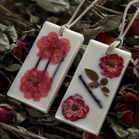 Tablette de cire suspendue parfumée déodorante pour garde-robe de fleurs séchées de mariage
