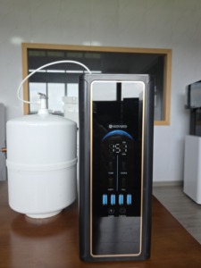 Purificateur d'eau sans réservoir 100G-800G à 6 étapes avec certification CE ROHS, machine à eau potable directe pour bureau, système de filtration 6 étapes (PP+CT) - Product Image 4
