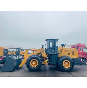 Chargeuse sur pneus 4x4 LG855N de 5 tonnes avec accessoires - Product Image 5