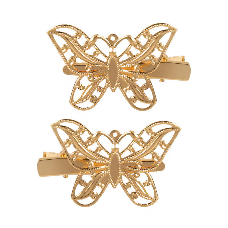 A pair of golden ones (one on each side)