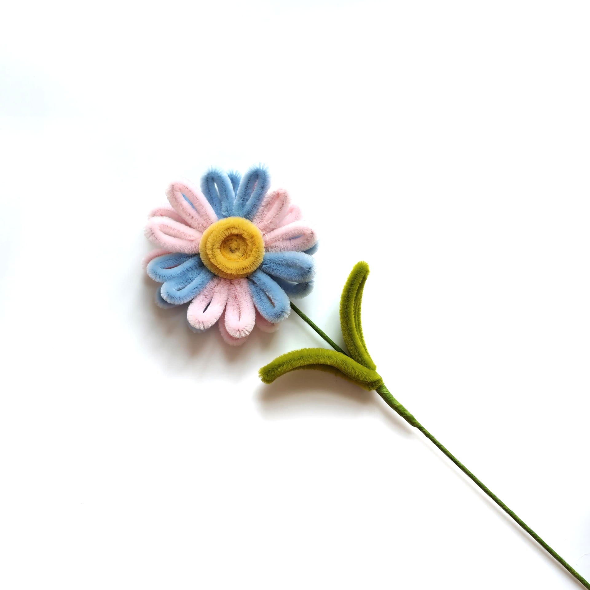 Finished sunflower [haze blue & light pink]