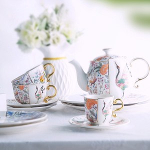 Juego de Tazas y Platos de Cerámica de Forma Irregular de Inspiración China, Vajilla de Cerámica Floral para Servir Té en la Tarde - Product Image 3