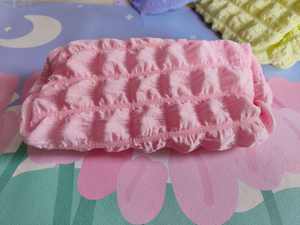 Estuche de tela con rejilla para lápices, diseño creativo, esponja de burbujas arrugada, bolsa de cosméticos - Product Image 6