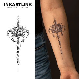 INKARTLINK Autocollant de tatouage Mandala Lotus, motif '<span class=keywords><strong>Sourire</strong></span> à la Vie' avec lettrage, orné, esthétique Mehndi Boho, à base de plantes, tenue 15 jours, fournitures en gros - Product Image 1