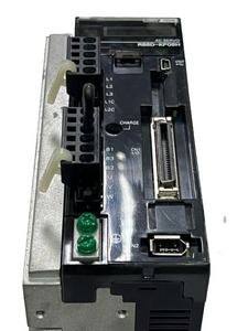 Unidades de Disco O R88D-KP R88D-KP08H-ECT R88D-KP01H-ECT R88D-KP02H-ECT R88D-KP04H-ECT, Unidad R88D-KP0YH-ECT de Alto Rendimiento Óptimo - Product Image 3