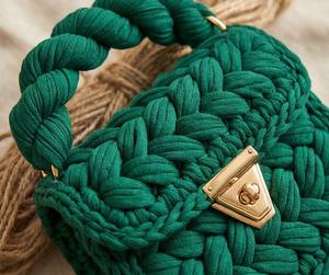 Bolso de Mano Verde Esmeralda Hecho a Mano, Bolso de Hombro Boho de Lujo Étnico y Elegante con Dos Correas de Perlas, Tejido de Cordón de Algodón, Súper Precio - Product Image 2