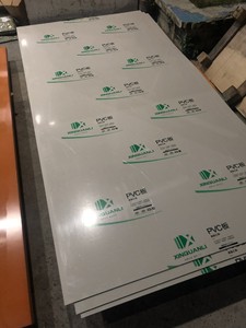 उच्च घनत्व कठोर पर्यावरण अनुकूल <span class=keywords><strong>pvc</strong></span> शीट यांत्रिक उपकरण और रसोई कैबिनेट के लिए - Product Image 3