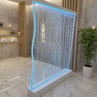 Paravents Modernes en Acrylique à LED en Forme de S avec Effet de Bulles d'Eau, Mobiles, sur Pied, Étanche, pour Séparation de Pièces - Vente en Gros