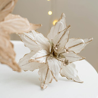 Décoration de Noël artificielle en forme de poinsettia, directement de l'usine, pour les célébrations de la remise des diplômes, de la fête des mères, de Pâques et du Nouvel An