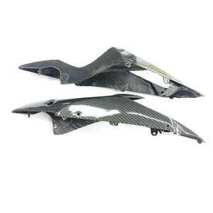 Piezas <span class=keywords><strong>de</strong></span> motocicleta <span class=keywords><strong>de</strong></span> fibra <span class=keywords><strong>de</strong></span> carbono <span class=keywords><strong>de</strong></span> calidad, carenados laterales traseros <span class=keywords><strong>de</strong></span> carbono brillante para <span class=keywords><strong>Suzuki</strong></span> <span class=keywords><strong>GSXR</strong></span> <span class=keywords><strong>600</strong></span> 750 11-19 - Product Image 3