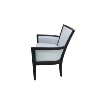 Fauteuil de salle à manger rembourré à cadre en bois pour hôtel, restaurant, café, villa, appartement haut de gamme – Confort et style