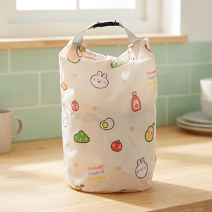 Sac à lunch enfant en polyester avec impression graphique personnalisée et logo d'ensemble - Product Image 1