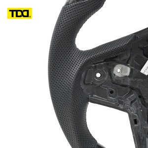 Volante Deportivo TDD de Fibra de Carbono con LED Real, Compatible con TOYOTA SUPRA - Product Image 4