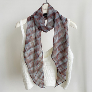 Écharpe longue et légère pour femme, imprimé léopard rose, élégante, en polyester et mousseline, 180x26cm, OEM/ODM - Product Image 4