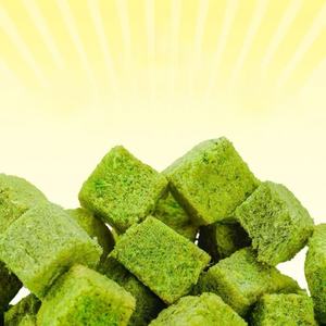 חטיפי חתולים אורגניים מיובשים בהקפאה בצורת קוביות וגרגירים, מותג פרטי, מזון לחיות מחמד, חטיפים לחתולים - Product Image 3