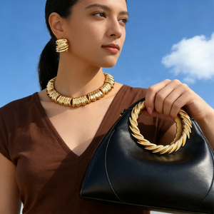 Borsa di Lusso in Pelle PU Nera 2026 con Set di Gioielli Dorati - Acquista la Borsa e Ricevi Gratuitamente Collana e Orecchini Abbinati - Product Image 5