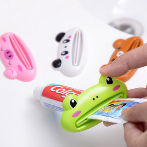 Cartoon Animal <b>Toothpaste</b> Dispenser Plastic Automatic Squeezer For Bathroom Use - Product Image 3