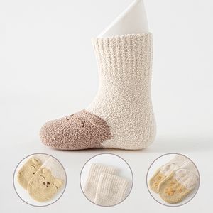 Hstyle nouveau-né enfant en bas âge doux chaussettes chaudes avec oreilles d'ours 3D décontracté équipage enfants chaussettes avec colle antidérapante corail velours chaussettes cadeau de <span class=keywords><strong>naissance</strong></span> - Product Image 5