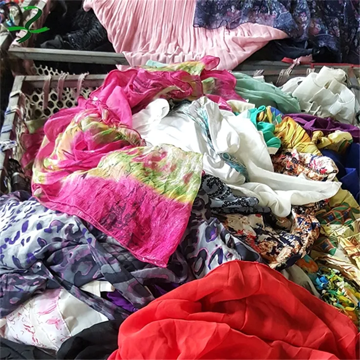सस्ते गर्म बिक्री भारत में कपड़े का इस्तेमाल किया गांठें दूसरे हाथ में कपड़ों इस्तेमाल कपड़े/आउटलेट कपड़े
