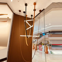 Lustre VHDesigner moderne en cuir et verre italien, brun, LED blanc chaud 3000K, personnalisable, pour plafond haut, escalier, salon