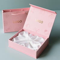 Caja de regalo magnética de lujo de cartón personalizada, embalaje creativo de ropa para niños, Cajas de Regalo de recuerdo de bebé recién nacido reciclables con bolsa