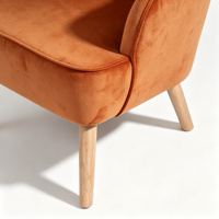 Fauteuil d'appoint moderne en velours orange capitonné à dossier haut avec pieds en bois et rembourrage en éponge pour chambre à coucher, coin lecture ou usage en entrepôt