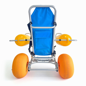 Fauteuil roulant de plage ergonomique KSM-SW4 pour personnes handicapées avec repose-pieds pour seniors, fauteuil roulant léger pliable pour le sable - Product Image 1