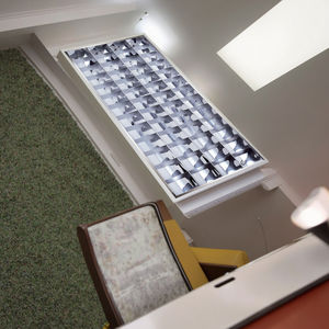 Lámpara LED de Techo Moderna para Oficina de 1200x600 mm, Empotrada, con Rejilla de Aluminio, <span class=keywords><strong>Reflector</strong></span>, 6000K, Luz Diurna, IP20, Regulable, Certificación CE - Product Image 4