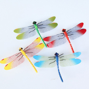 Adesivo magnetico da parete 3D a forma <span class=keywords><strong>di</strong></span> libellula simulata, 4 colori, 14 cm, decorazione da parete <span class=keywords><strong>di</strong></span> lusso con piante verdi, decorazione per la casa. - Product Image 2