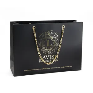 Sacos de presente de luxo, logotipo personalizado de folha de ouro sacos de papel preto sacos de embalagem de roupas
