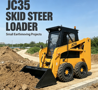 Chargeuse compacte sur pneus JC35 avec une capacité de charge nominale de 500 kg et une puissance de 35 kW pour l'entretien des routes urbaines et le nettoyage des chantiers de construction