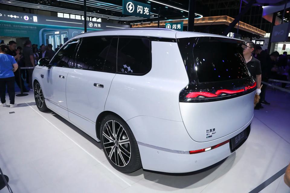 2026 New BYD Electric Car Sealion 08 Flagship Large SUV EV 5 or 6 ...