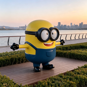 Statue de mascotte <span class=keywords><strong>Minion</strong></span> sur mesure en polyrésine et fibre de verre pour embellissement extérieur de zone touristique et œuvre d'art de vitrine - Product Image 6