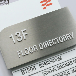 Signalétique de planification d'espaces de bureau moderne en métal brossé avec plaques nominatives interchangeables pour hôtels et centres d'affaires - Product Image 3
