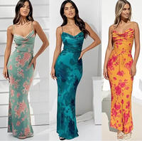 Vêtements pour femmes neufs, lot de robes de soirée de luxe, robe tendance, lot de tissus mélangés, vêtements pour femmes d'occasion en gros