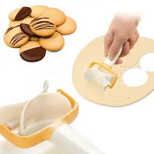 3 pcs/set Découpeur Roulant Pâte Round/Square Cutter Roller Slices Biscuit Gingerbread Dumpling Baking Pastry Tools