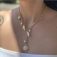 Collar de Cadena con Eslabones de Concha y Perlas de Agua Dulce, Estilo Oceánico, Simple y Moderno, Ideal para Regalo de Mujer
