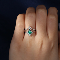 Ensemble de bagues de fiançailles en argent sterling 925 de haute qualité, forme cerf-volant, émeraude verte de laboratoire, CZ