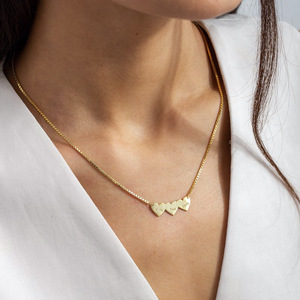 Collana Hainon tre cuori con nome collegato in acciaio inox ciondolo con <span class=keywords><strong>parole</strong></span> incise per la festa della mamma collana - Product Image 5