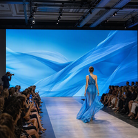 Pantalla LED de Alquiler P2.9 de 500x500mm, Empalme sin Costuras, Video Wall LED HD a Todo Color para Presentaciones de Moda