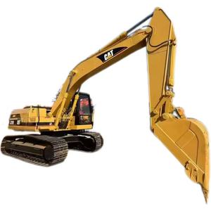 Excavatrice sur chenilles CAT 320B d'occasion, moteur CAT 3066T d'origine, bon état de fonctionnement, pour projet de construction - Product Image 1