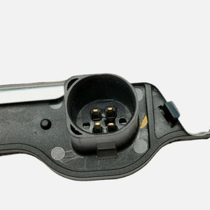 Poignée de coffre Volkswagen 1T0827574 ABS noir pour mise à niveau et rénovation - Product Image 2