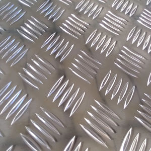 แผ่นอลูมิเนียมอัลลอยด์เคลือบผิว ซีรีส์ 1060 7000  ความแข็ง T3-T8 ผ่านกระบวนการขัดผิว  ความคลาดเคลื่อน 1% สำหรับงานเครื่องจักร CNC  งานก่อสร้าง และเฟอร์นิเจอร์ - Product Image 1