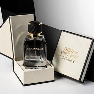 Nuevo Diseño Elegante, Botella de <span class=keywords><strong>Perfume</strong></span> Cuadrada Transparente de 100 ml, con Fondo Grueso y Tapa Cilíndrica de Cuero Artístico - Product Image 2