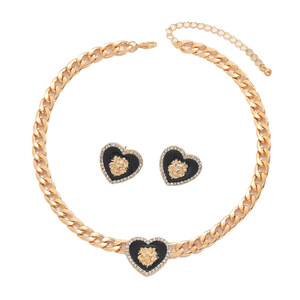 Conjunto de Joyería Corazón León Cadena Cubana, Chapado en Oro, Aleación de Zinc, Collar y Pendientes de Moda para Fiesta, Accesorios de Declaración para Mujer - Product Image 5