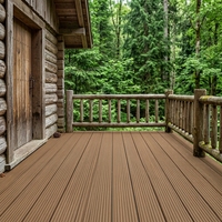 Holzmaserung Wasserdichte Co-Extrusions-WPC-Terrassendielen Umweltfreundliche Verbundstoff-WPC-Schwimmbad-Terrassendielen für den Außenbereich