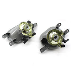 CZPINCHEN Faros Antiniebla Delanteros Lámpara Halógena Para Volvo XC90 2002-2013 Lado Izquierdo y Derecho - Product Image 1