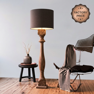 Lampadaire Robbia en bois rustique brun foncé avec abat-jour en tissu pour salon, chambre à coucher, décoration intérieure - Product Image 1