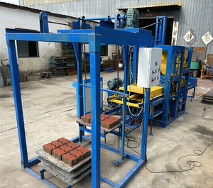 Línea de Producción de Máquinas para Fabricar Bloques Huecos de Alta Eficiencia, Totalmente Automática, Controlada por PLC y Accionada por Motor, para Ladrillos de Cemento - Product Image 1